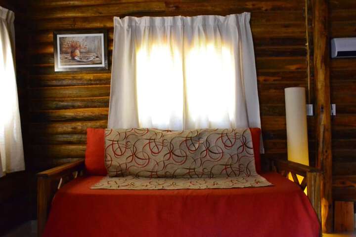 Room 2 of 82