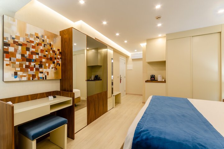 Room 46 of 108