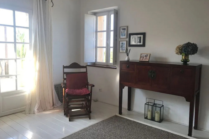 Room 3 of 12