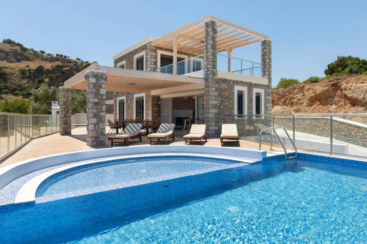 Pool 8 of 12