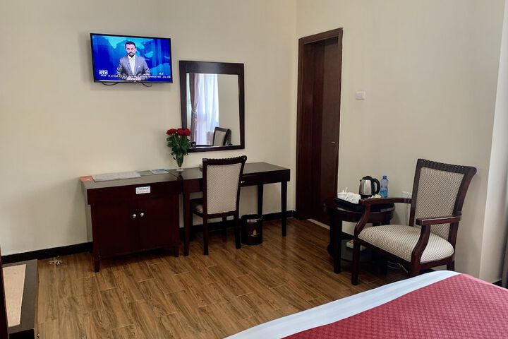 Room 47 of 88