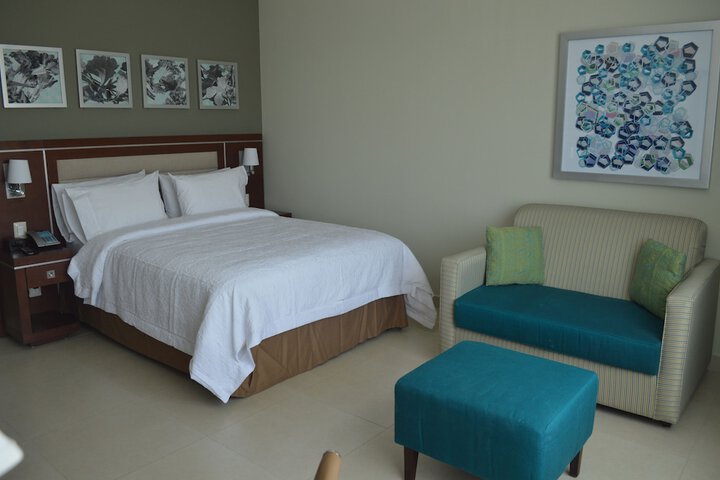 Room 16 of 83