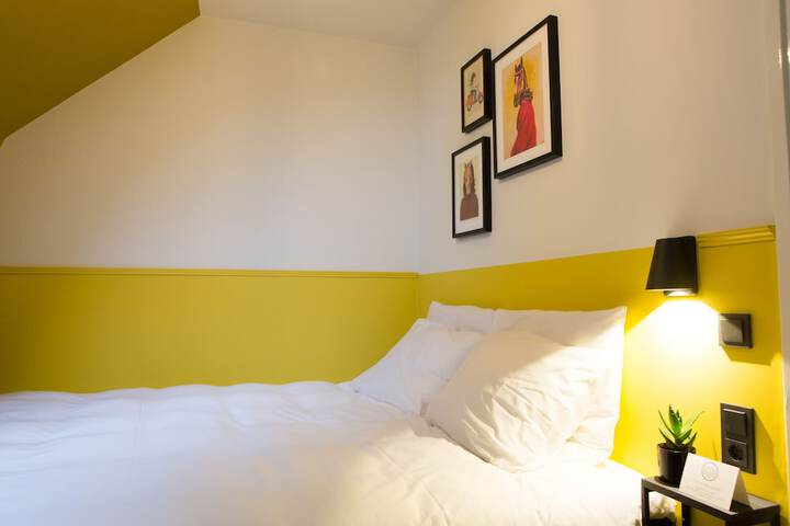 Room 21 of 61