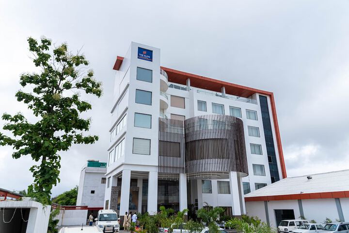 Hotel 10 of 11