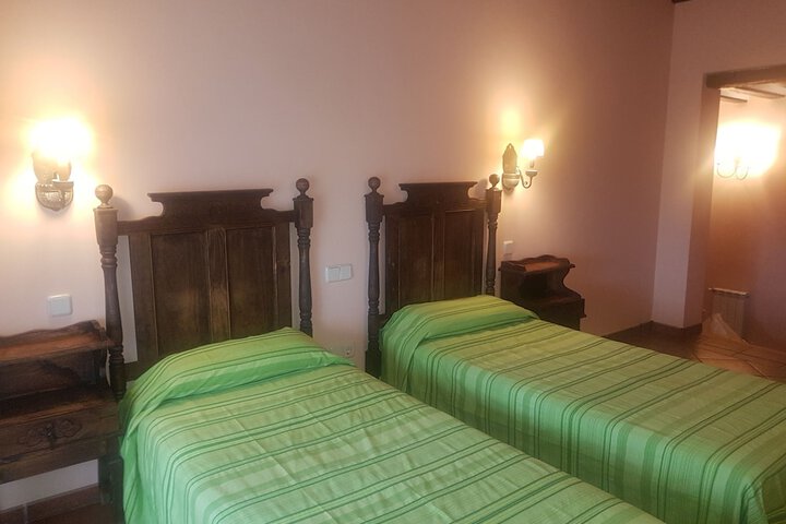 Room 3 of 10
