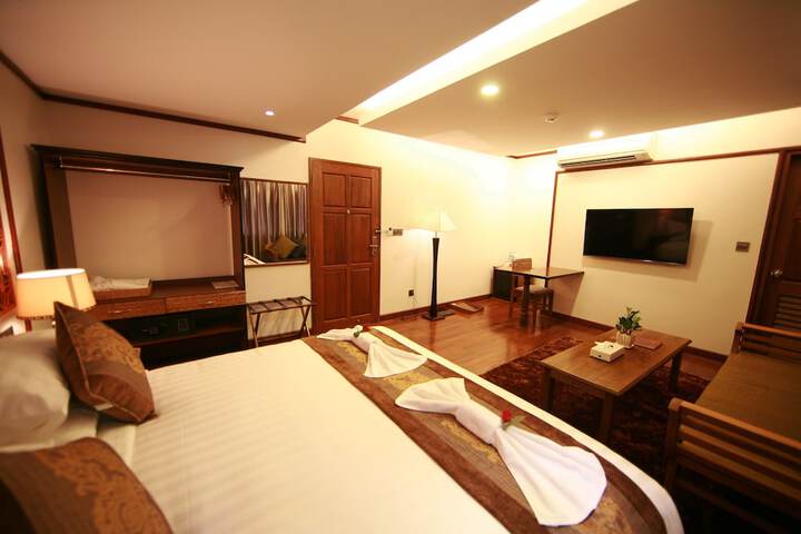 Room 4 of 45