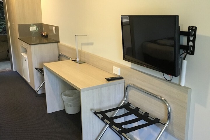 Room 3 of 49