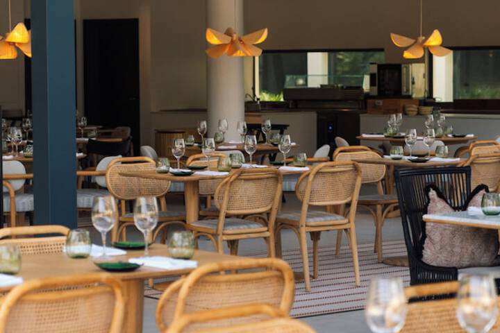 Dining 96 of 130