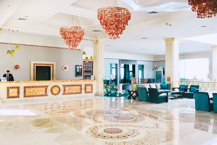 Hotel Interior 8 of 153
