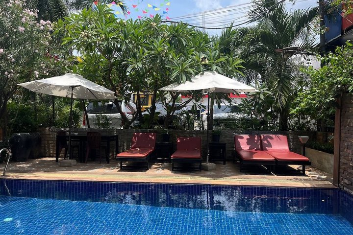 Hotel with Pool