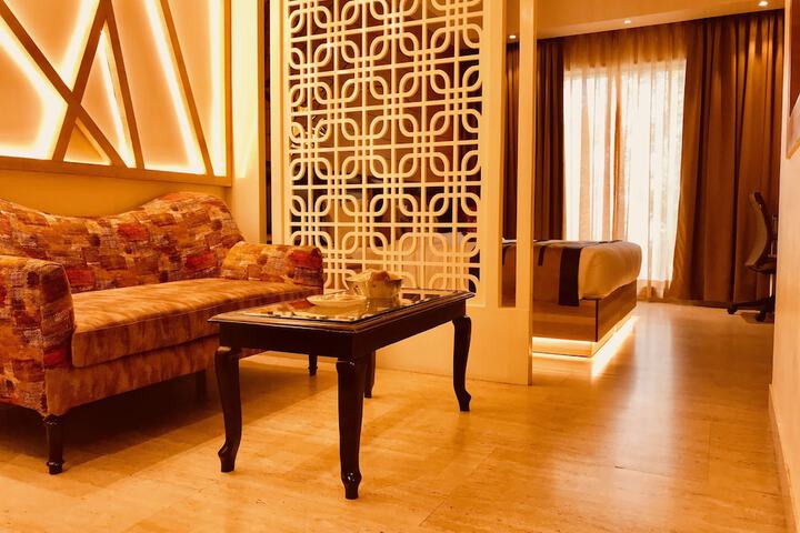 Room 28 of 110