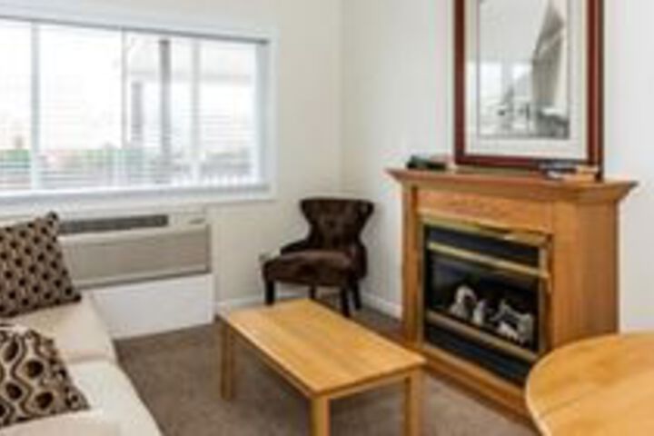 Room 32 of 111