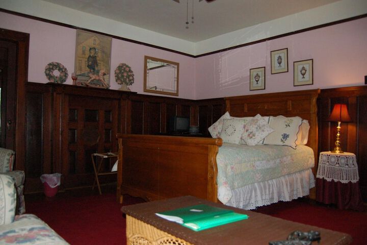 Room 14 of 23