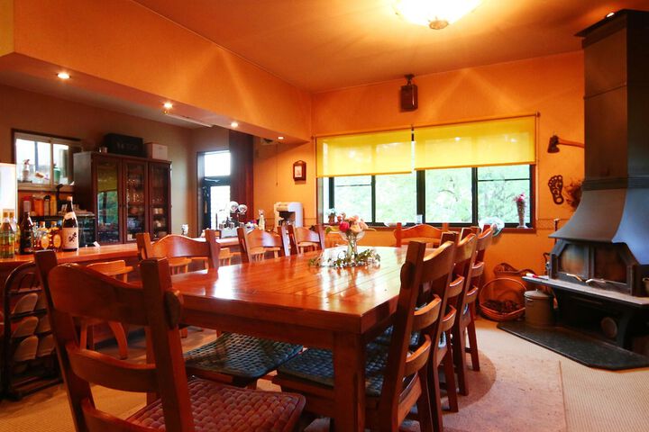 Dining Photos