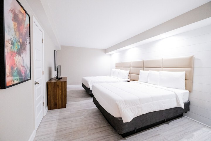 Room 5 of 42