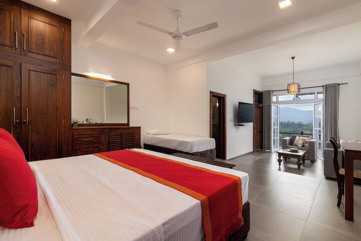 Room 5 of 23