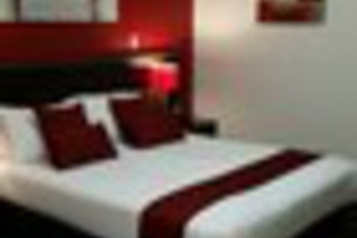 Room 17 of 159