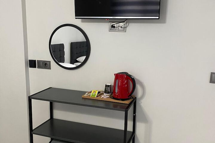 Room 12 of 35