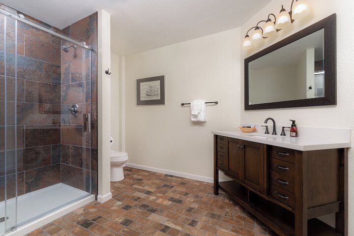 Classic Double Room in Carriage House Second Floor (7 of 12)
