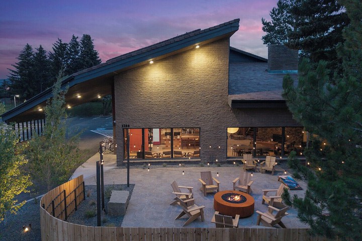 Terrace/Patio 22 of 25