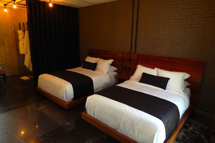 Room 15 of 51
