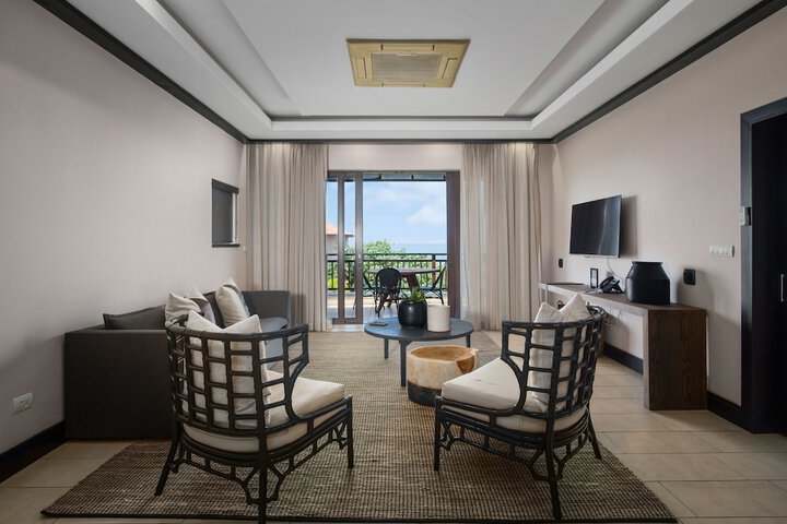 Room 41 of 236