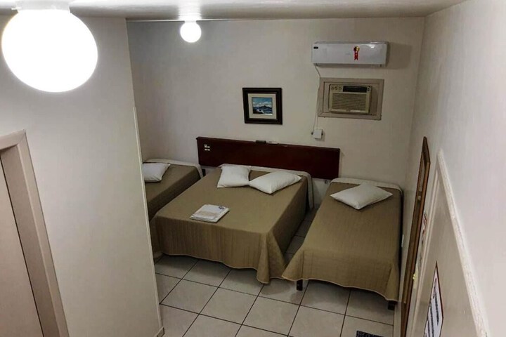 Room 19 of 28