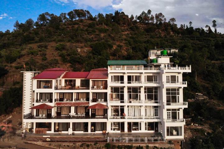 Stonewood Hotel