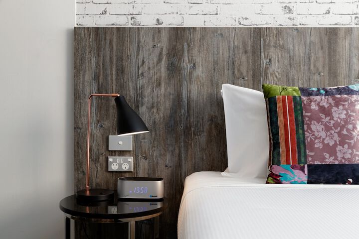 Room 16 of 39