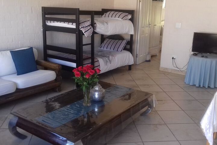 Room 15 of 48