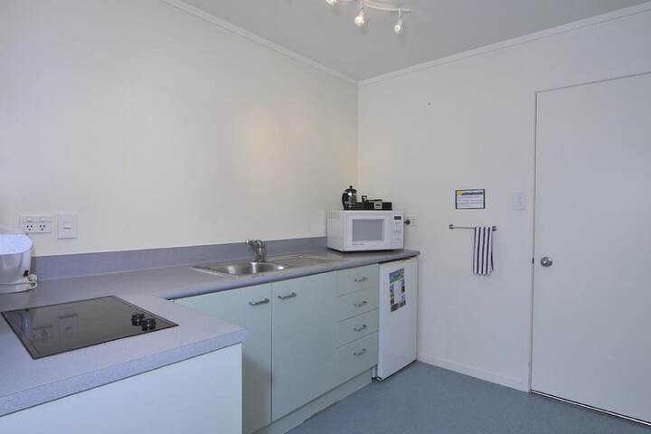 Room 2 of 51