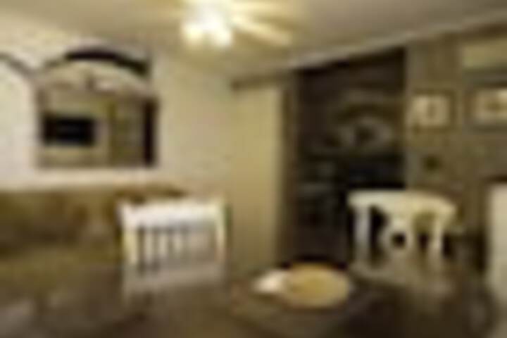 Room 26 of 384