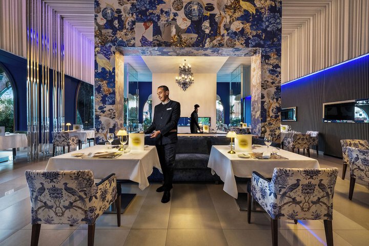 Dining 67 of 112