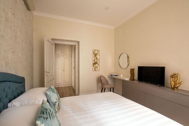 Room 80 of 289