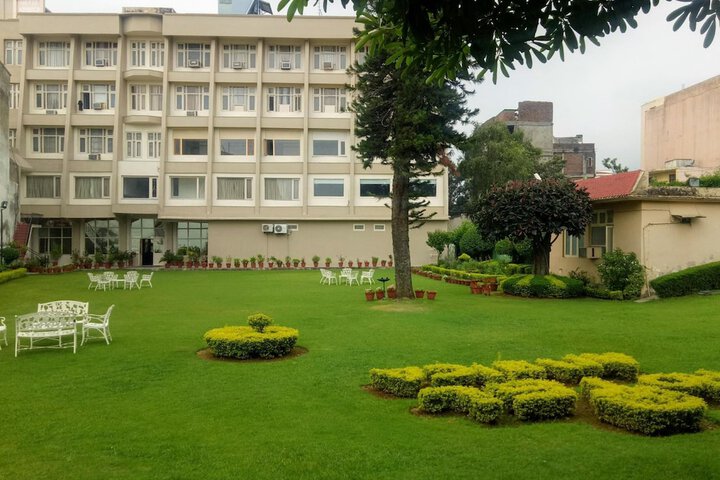 Hotel Ambica Katra