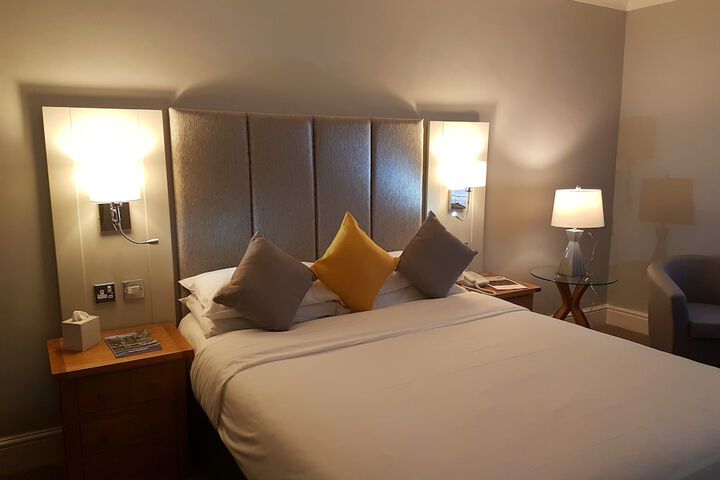 Room 10 of 75
