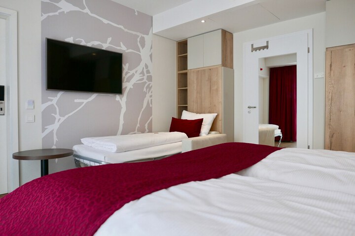 Room 15 of 43