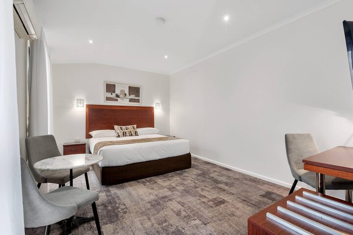 Room 45 of 121