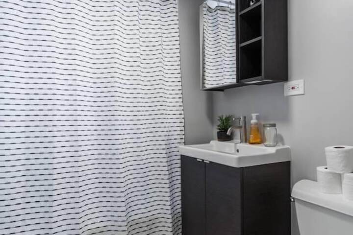 Room 15 of 29
