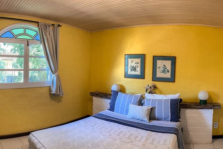 Room 14 of 99