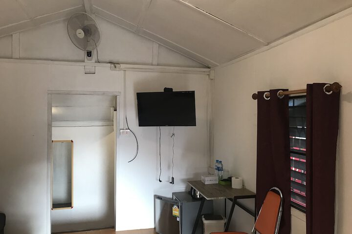 Room 15 of 21