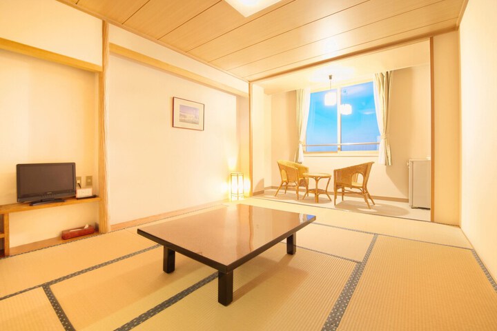 Room 5 of 36