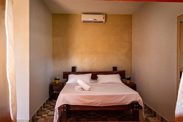 Room 2 of 18