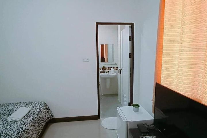 Room 8 of 59