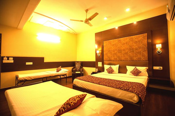 Room 8 of 48