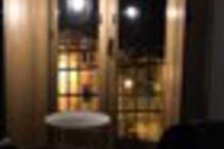 Room 38 of 162