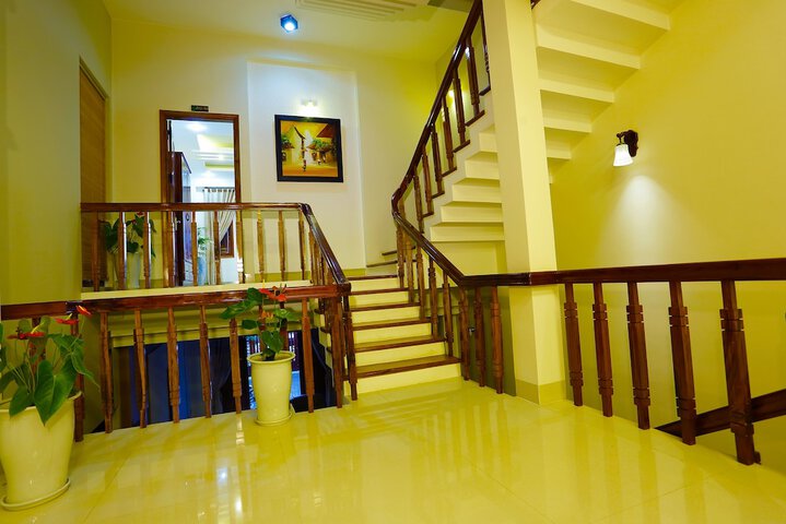 Hotel Interior 27 of 29