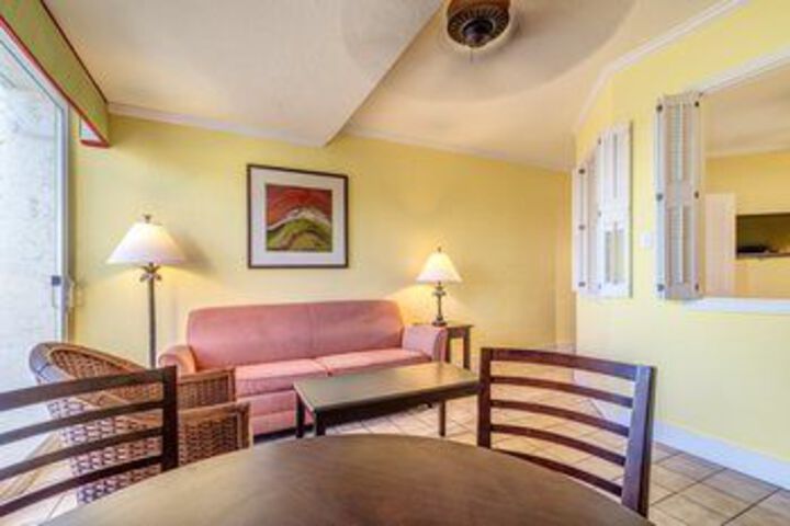 Room 27 of 36