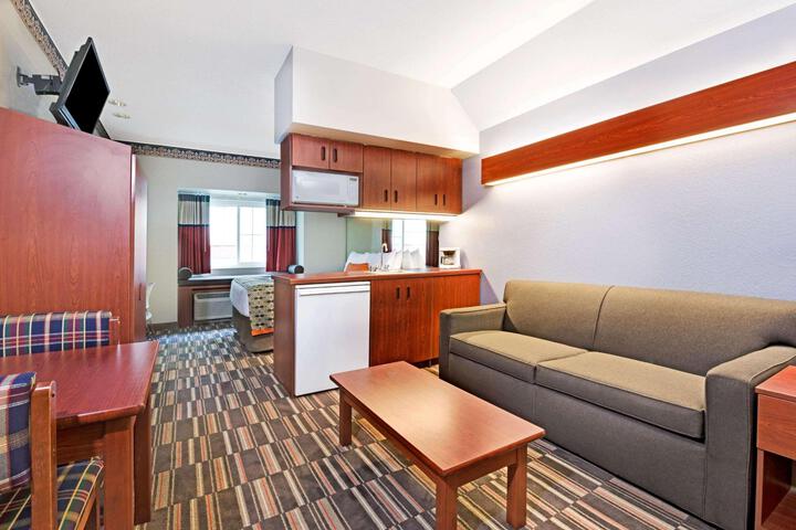 1 Queen Bed Mobility Accessible (6 of 41)