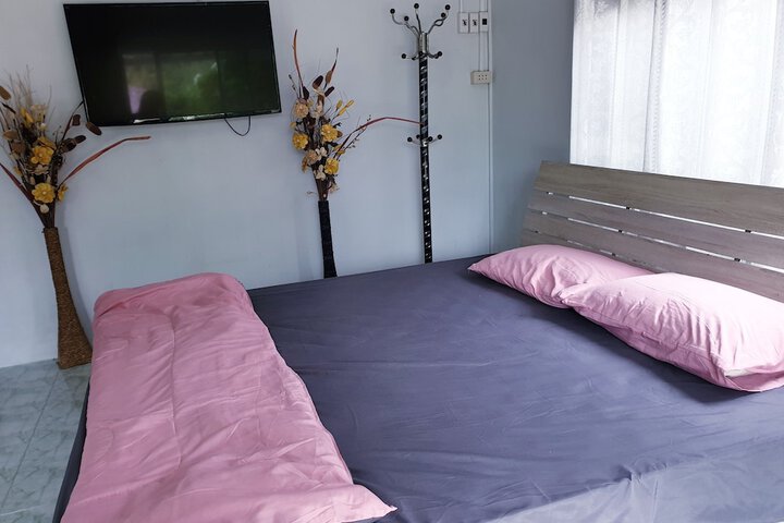Room 3 of 16